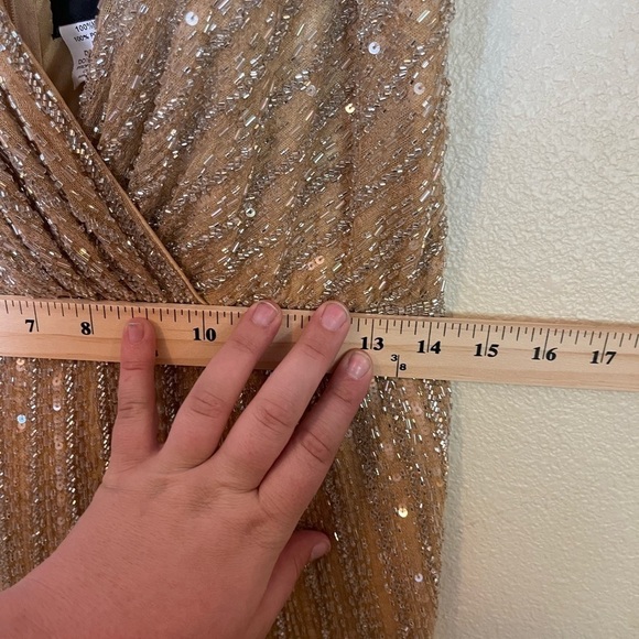 NEW MAC DUGGAL Gold Champagne Beaded Plunging Surplice Maxi Gown Size 12 - Picture 9 of 10